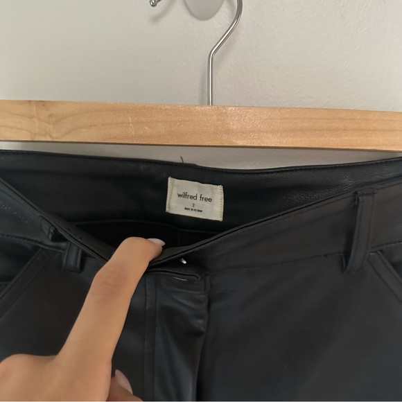 Aritzia Wilfred Modern Cargo Pant size 2 - Picture 6 of 6